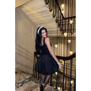 Robe de soirée mini noire Freya à bretelles - Product Image 2