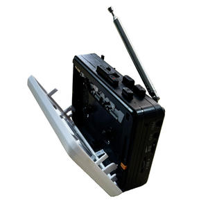 Hot Selling Portable Cassette Player Walkman Built In <b>Speaker</b> Multi Band Radio English Listening Player For Students - Product Image 4