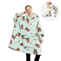Groothandel Oversized Draagbare Capuchon Deken Custom Fleece Deken Met Sherpa Sokken Winter Warm Sherpa Hoodie Deken Met Mouwen