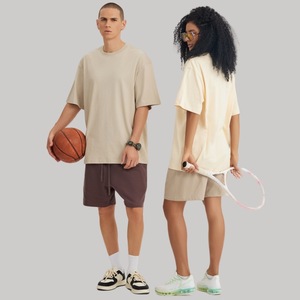 T-shirt Boxy 240GSM de haute qualité Streetwear vierge surdimensionné à épaules tombantes pour hommes - Product Image 2