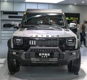 Jetour T2 2025 2.0TD 4WD Édition Peace Elite God Of War Chery Jetour T2 2024/2025 Essence/Hybride – Nouveau véhicule en stock à vendre - Product Image 3