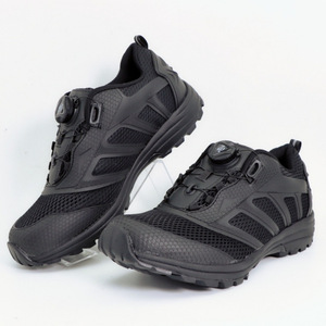 <span class=keywords><strong>Scarpe</strong></span> <span class=keywords><strong>da</strong></span> <span class=keywords><strong>Trekking</strong></span> Uomo Completamente Nere in Rete <span class=keywords><strong>con</strong></span> Suola in Gomma <span class=keywords><strong>Tacco</strong></span> Basso Impermeabili per Escursionismo e Corsa all'Aperto - Product Image 1