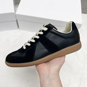 Zapatillas de entrenamiento con cordones de piel de oveja transpirables de corte bajo para hombre y mujer, modelo 2026, estilo casual y versátil, que aumentan la altura. - Product Image 3