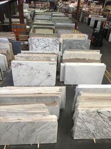 Pierre calcaire beige de qualité supérieure, pierre naturelle, marbre, solutions de décoration polyvalentes pour la construction, formes et tailles multiples pour l'extérieur - Product Image 6