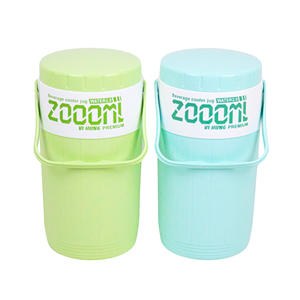 ขวดน้ำแข็งพลาสติก2L แบบพกพาที่มีฝาปิดที่ปลอดภัยจำเป็นสำหรับกีฬากิจกรรมกลางแจ้งที่ทำงานในโรงเรียนการเดินทางงานปาร์ตี้ - Product Image 5