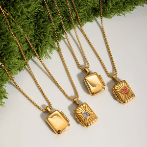 Collier pendentif médaillon vintage personnalisé en acier inoxydable 316L plaqué or 14k 18k pour femmes et hommes - Product Image 4