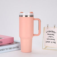 Mug de voyage en acier inoxydable Stan H2.0 de marque célèbre, 40 oz, avec poignée et paille, compatible lave-vaisselle et micro-ondes