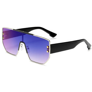 نظارات شمسية للرجال بإطار كبير تصميم جديد, نظارات شمس للرجال بإطار كبير ومساحة كبيرة الحجم ومربعة الشكل لحجب شعاع الشمس - Product Image 2