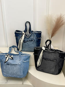 Sac à main vintage en daim, relaxant et très prisé, grande capacité, idéal pour les trajets quotidiens et un usage décontracté, sac à bandoulière. - Product Image 4