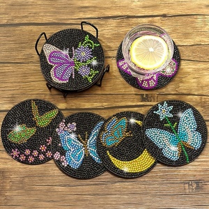 Kit de dessous-de-verre papillon en diamant à broder, 6 pièces, Kits d'art diamanté pour adultes - Product Image 1