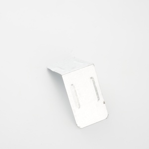 Protection d'angle en acier galvanisé à angle droit pour caisses d'emballage en bois - Antibactérien et résistant à l'eau - Product Image 4