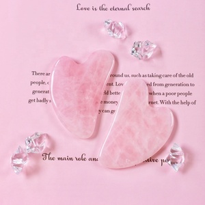 Rouleau <span class=keywords><strong>de</strong></span> <span class=keywords><strong>jade</strong></span> naturel <span class=keywords><strong>pierre</strong></span> <span class=keywords><strong>de</strong></span> gua sha anti visage serrer le massage du vieillissement ensemble <span class=keywords><strong>de</strong></span> rouleaux <span class=keywords><strong>de</strong></span> <span class=keywords><strong>jade</strong></span> en quartz rose - Product Image 5