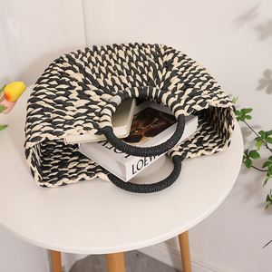 กระเป๋าโท้ทสไตล์โบฮีเมียนวินเทจสำหรับผู้หญิง กระเป๋าชายหาดทำมือจากวัสดุสาน พร้อมโลโก้สั่งทำ สำหรับวันหยุดฤดูร้อนที่ฮาวาย - Product Image 2