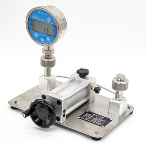 เครื่องสอบเทียบแบบพกพา Oem Calibrator Source -100~600Kpa ความดันต่ำ ความแม่นยำสูง ป้องกันน้ำและฝุ่นระดับ IP55 ใช้พลังงานจากแก๊ส XINYIYB - Product Image 3