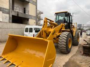 รถตักล้อยาง CAT 966G มือสอง รถตักหน้า CAT มีสินค้าในสต็อก - Product Image 2