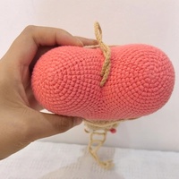 Ours en crochet fait main dans un montgolfière - Décoration murale pour chambre d'enfant, adorable animal en peluche à suspendre pour la décoration de la chambre des enfants