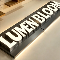 Caractères lumineux rétroéclairés à LED double face personnalisés avec bordure lumineuse, plinthes segmentées pour signalétique commerciale et décoration de bureau