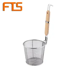 FTS Stainless Steel dengan Pegangan Dapur Mesh Kayu Makanan Skimmer Saringan Keranjang Saringan Pangsit Mie Saringan