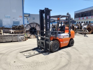 Offre Spéciale Heli K35 3.5 tonnes chariot élévateur d'occasion bon état équipement d'ingénierie de construction japon 3-5 chariot élévateur à Combustion interne - Product Image 5