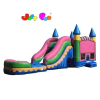 Château gonflable sautant Juego d'occasion avec toboggan aquatique à vendre