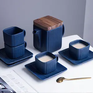 Chaleira de porcelana elegante estilo japonês, bule de porcelana fosca com tampa de madeira, conjunto personalizado, azul e branco, de cerâmica