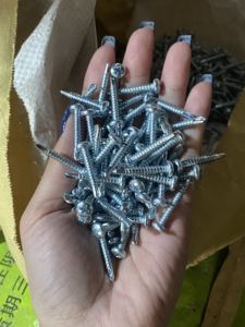 Vis à tête ronde, résistantes à la corrosion, fixations pour la construction et la toiture - Product Image 3