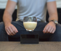 Vaso de Vidrio con Levitación Magnética Inalámbrica, con Peso Flotante de 500g y Espacio Libre de 20mm