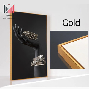 Mano <span class=keywords><strong>de</strong></span> <span class=keywords><strong>mujer</strong></span> negra enmarcada con joyería <span class=keywords><strong>de</strong></span> plata y oro, imágenes artísticas <span class=keywords><strong>de</strong></span> pared e impresiones, pintura en lienzo <span class=keywords><strong>para</strong></span> la decoración del dormitorio del hogar - Product Image 6