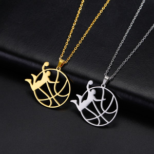 Nuevo Collar <span class=keywords><strong>de</strong></span> Acero Inoxidable con Colgante <span class=keywords><strong>de</strong></span> Baloncesto Personalizado <span class=keywords><strong>de</strong></span> la Serie Deportiva, Joyería <span class=keywords><strong>de</strong></span> Moda - Product Image 1