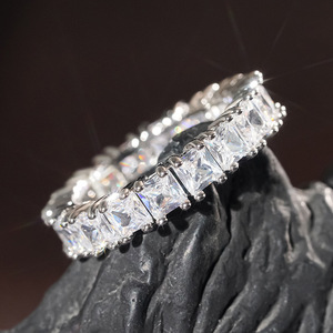 Anello Geometrico a Forma di Cuore per Donne, Design Semplice per Uso Quotidiano - Product Image 2