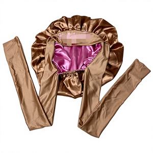 Cuffia da Doccia in Raso di Seta a Doppio Strato Personalizzata con Forte Tenuta alle Erbe per Dormire - Product Image 1