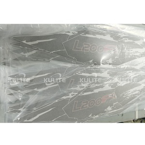 Film original pour <span class=keywords><strong>Mitsubishi</strong></span> <span class=keywords><strong>L200</strong></span> GLX 2020 Double Cab <span class=keywords><strong>4x4</strong></span> Diesel Car Stripes Body Sticker Car Decal - Product Image 4