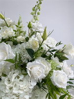 Boule de fleurs artificielle romantique de 60 cm en roses et delphiniums, blanche et verte, en soie, pour centre de table de mariage