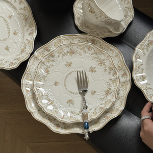 Assiette à dessert en céramique irrégulière, embossée, personnalisée, de 8 pouces, <span class=keywords><strong>vaisselle</strong></span> en <span class=keywords><strong>porcelaine</strong></span> - Product Image 4