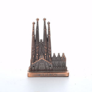 OEM \ ODM Personalización <span class=keywords><strong>Barcelona</strong></span> Souvenir Iglesia Decoración Artesanía Regalos Aleación <span class=keywords><strong>de</strong></span> zinc Artesanía <span class=keywords><strong>de</strong></span> metal - Product Image 4
