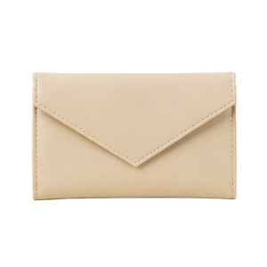 Porte-bijoux en cuir PU pour ranger bracelets, colliers, bagues et emballages cadeaux - Product Image 1
