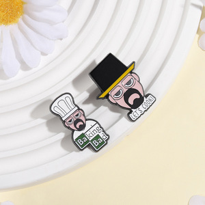 เข็มกลัดลายเฮเซนเบิร์กจากซีรีส์ Breaking Bad สุดสร้างสรรค์ ตลกขบขัน ทำจากโลหะผสมเคลือบเงา เหมาะสำหรับเชฟและคนรักการอบขนม - Product Image 3