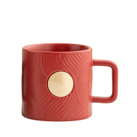 Ensemble Cadeau Créatif Éco-Responsable : Mug d'Affaires, Carnet et Tasses en Porcelaine Blanche avec Finition Bronze et Logo Gravé en Relief pour Publicité