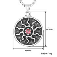 Collier avec symbole slave, roue solaire païenne, nouveau design, acier inoxydable, pendentif amulette en pierre rouge pour homme