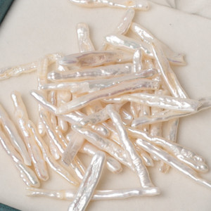<span class=keywords><strong>Perles</strong></span> d'<span class=keywords><strong>eau</strong></span> douce naturelles fines de 25 <span class=keywords><strong>à</strong></span> 40 mm pour la fabrication de bijoux - Product Image 1