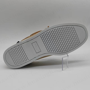 CXT,2025 Nuevos zapatos planos de cuero de gamuza para caminar diariamente Zapatos mocasines de color arena cómodos hechos a mano HSW095 - Product Image 3