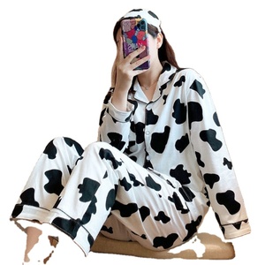 Günstige Piyamas Damen Turn-Down Kragen Nachtwäsche Dünne Milch Seide Cartoons Wohnzimmer Lounge wear Korean Cute Hot Sale Home Wear - Product Image 1