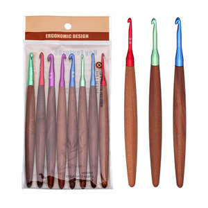 Nouvel Arrivage Crochets en Aluminium <span class=keywords><strong>à</strong></span> Tête Argentée et Manche en Bois Rouge Précieux 3.0mm-10mm, Aiguilles <span class=keywords><strong>à</strong></span> Crocheter Antirouille pour Tricot Manuel DIY - Product Image 5