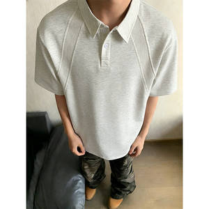 قميص بولو رجالي جديد لعام 2026 بتصميم أمريكي بسيط وأنيق، قميص كاجوال بأكمام قصيرة وقصة ضيقة - Product Image 4