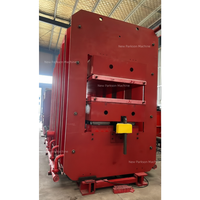 Presse de vulcanisation de caoutchouc industrielle de grande envergure à châssis, avec moteur, boîte de vitesses et système de chauffage électrique à l'huile, haute densité
