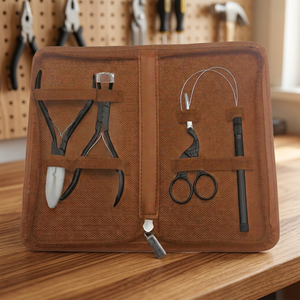 Kit d'outils pour extensions de cheveux TEEJAY en acier, 4 pièces, pinces bleues, ciseaux, aiguille à crochet, avec étui à fermeture éclair en PU marron pour usage domestique - Product Image 6