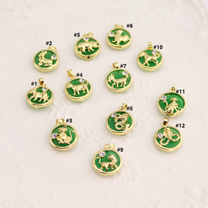 Liontin Zodiak Cina Berlapis Emas HD0031 dengan Batu Giok Hijau dan Zirkonia Berlian, Liontin Giok Hewan Harimau Naga Ular Monyet - Product Image 2