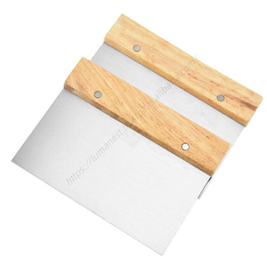 Grattoir à pain et à pâte DDA123 en acier inoxydable avec manche en bois pour la pâtisserie – Vente en gros - Product Image 1