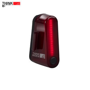 ThinkRider Feu arrière de vélo Accessoires de vélo de montagne de nuit avec alimentation par batterie - Product Image 1