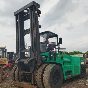 อุปกรณ์ยกรถยกมิตซูบิชิ FD300 30ตันรถยกเครนแบบดั้งเดิมใช้แล้วจากญี่ปุ่น - Product Image 5